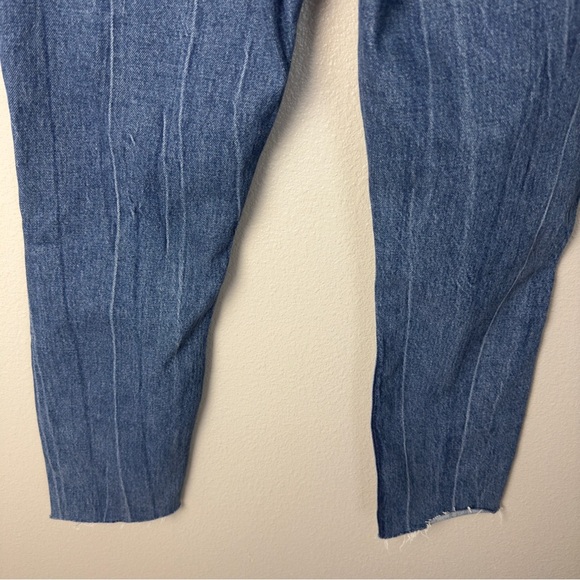 Abercrombie & Fitch NWT The Mom High Rise Jeans - Picture 10 of 11
